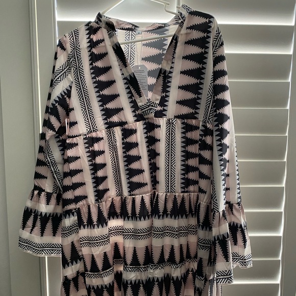 Size M Geo print dress - Picture 2 of 4